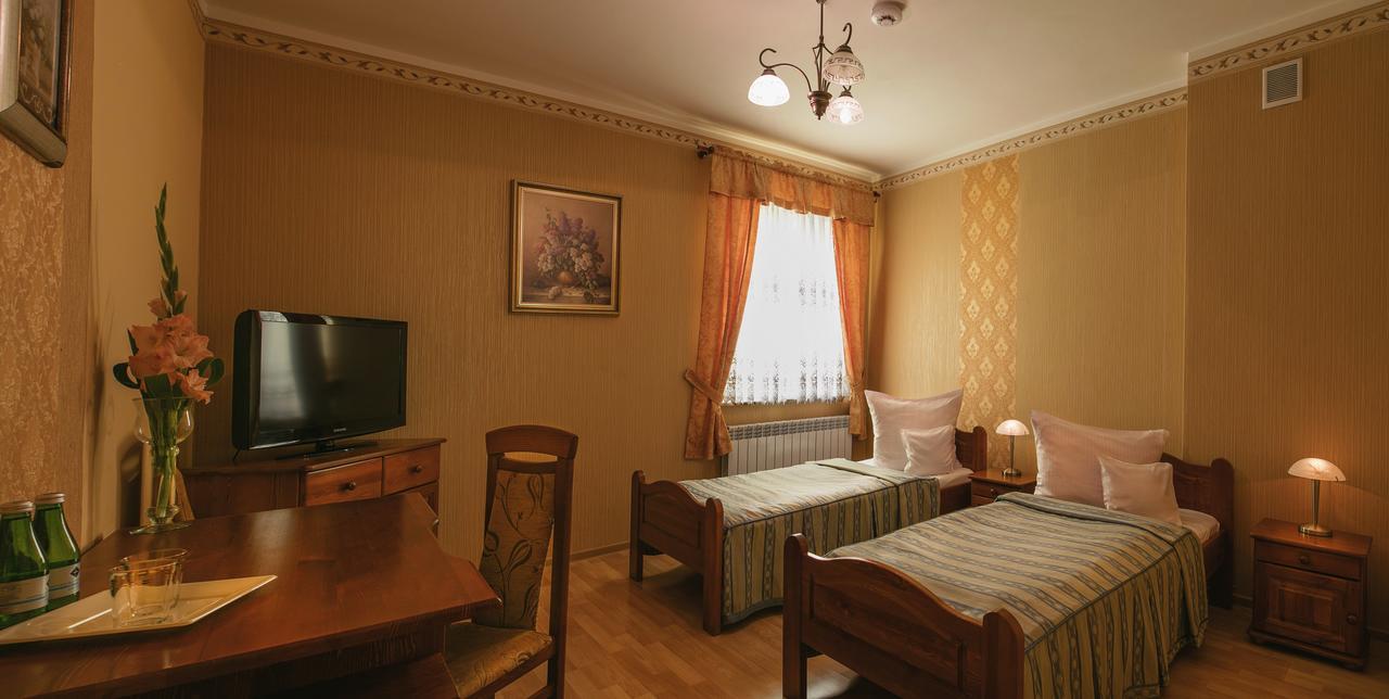 Gosciniec Kuklowka Radziejowice Exterior photo